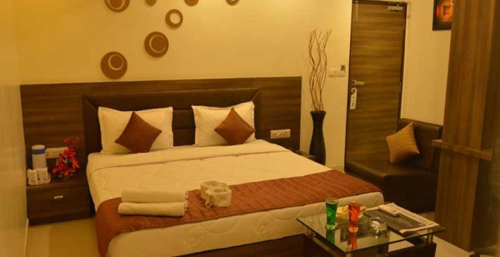 Hotel Ashish Ahmedabad Exterior foto